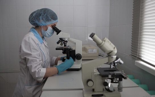 La microelmintoscopia può rilevare i parassiti nelle feci